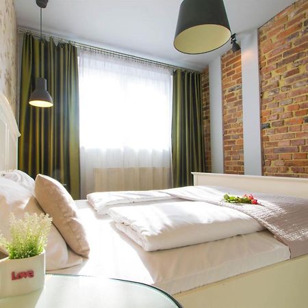 Krupnicza Modern Old Town Apartments - By Upstairs كراكوفيا المظهر الخارجي الصورة